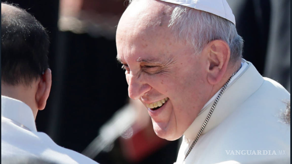 El Papa pide a los jóvenes &quot;soñar en grande&quot; y dar ejemplo sin clericalismo