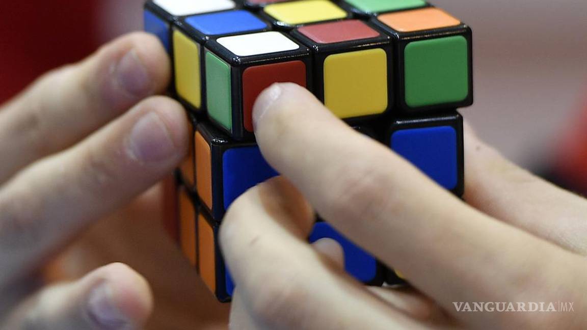 $!“Una de las principales claves del cubo es la contradicción entre complejidad y simplicidad”, dice Ernó Rubik.