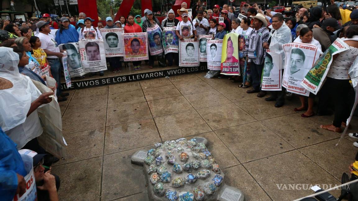 No hay sentencias en caso Ayotzinapa por amparos: PGR