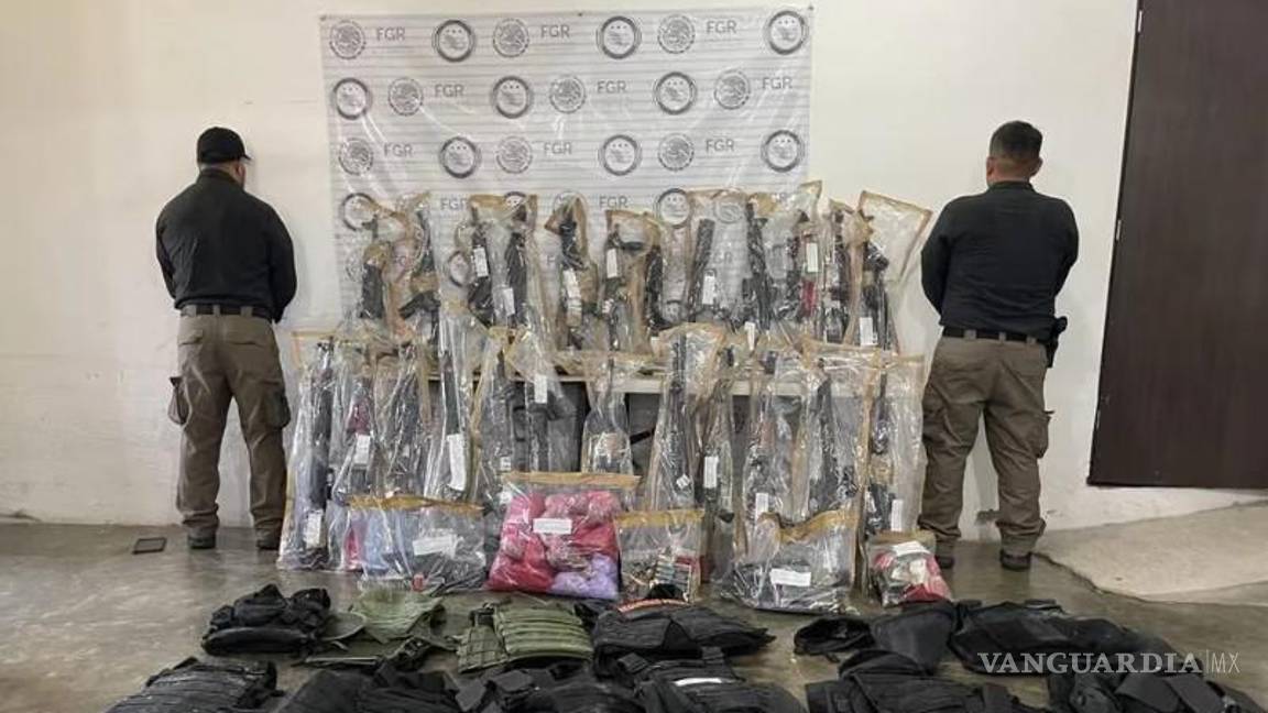 $!Aseguran Sedena y FGR armas largas, granadas y droga en Chiapas