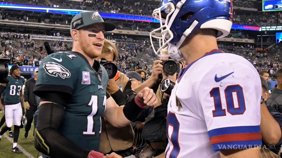 $!¿Nick Foles? ¿Quién? Carson Wentz le da la victoria a los Eagles y le pasan encima a los Giants