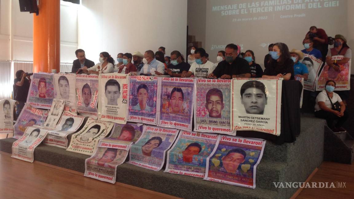 Así pidió Carlos Marín que los padres de los 43 se disculparan con Murillo Karam