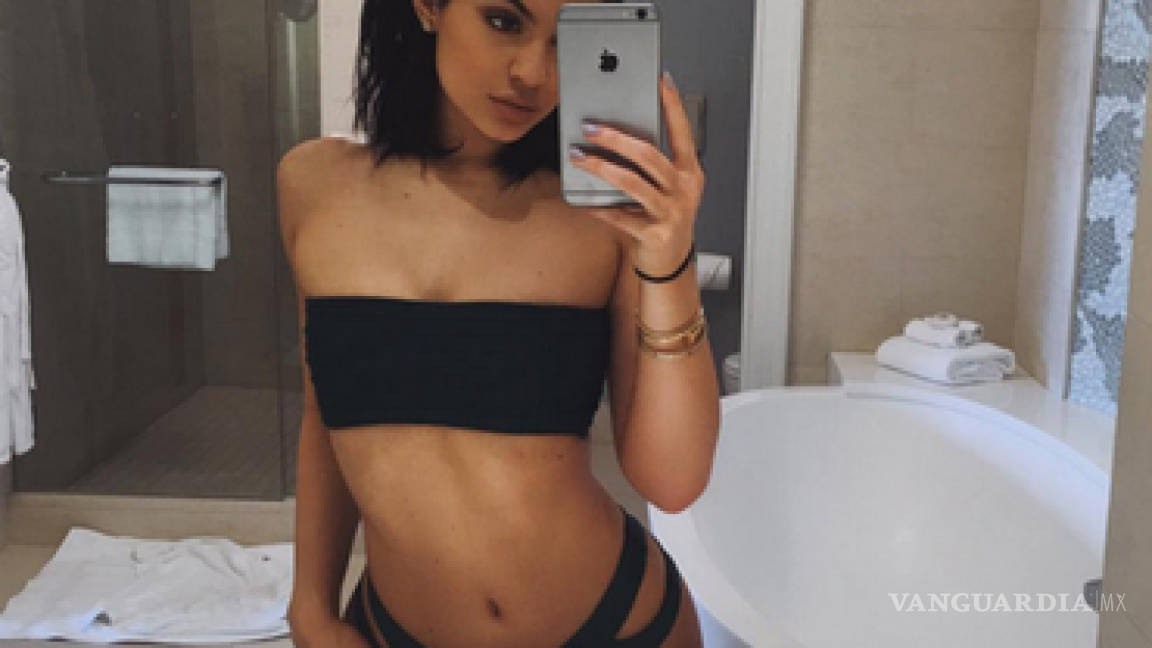 Kylie Jenner y su sexy versión de la selfie de Kim Kardashian