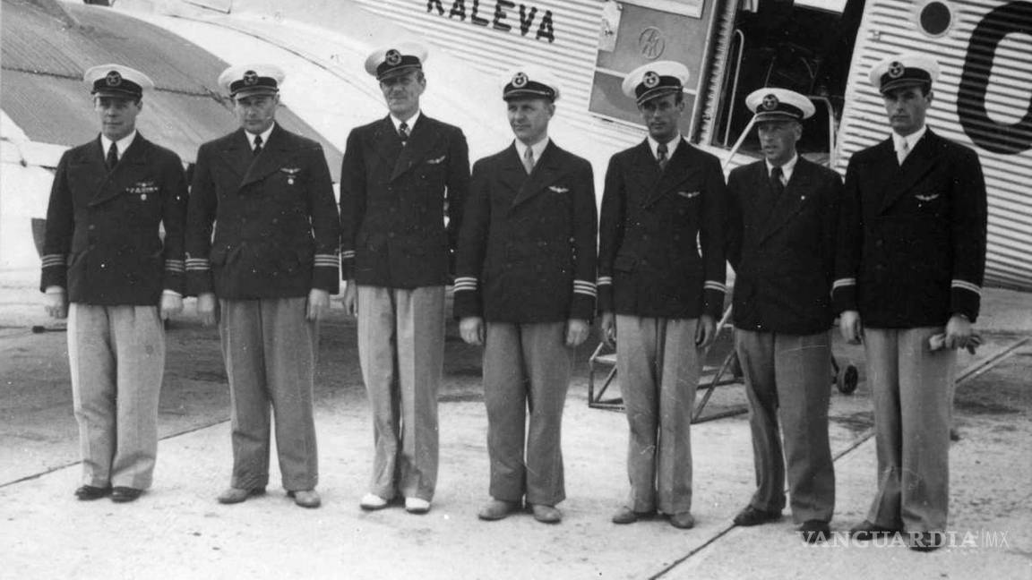 $!La tripulación del avión Junkers Ju 52 Kaleva de la aerolínea finlandesa Aero —ahora Finnair— en una fotografía fechada en la primavera de 1940
