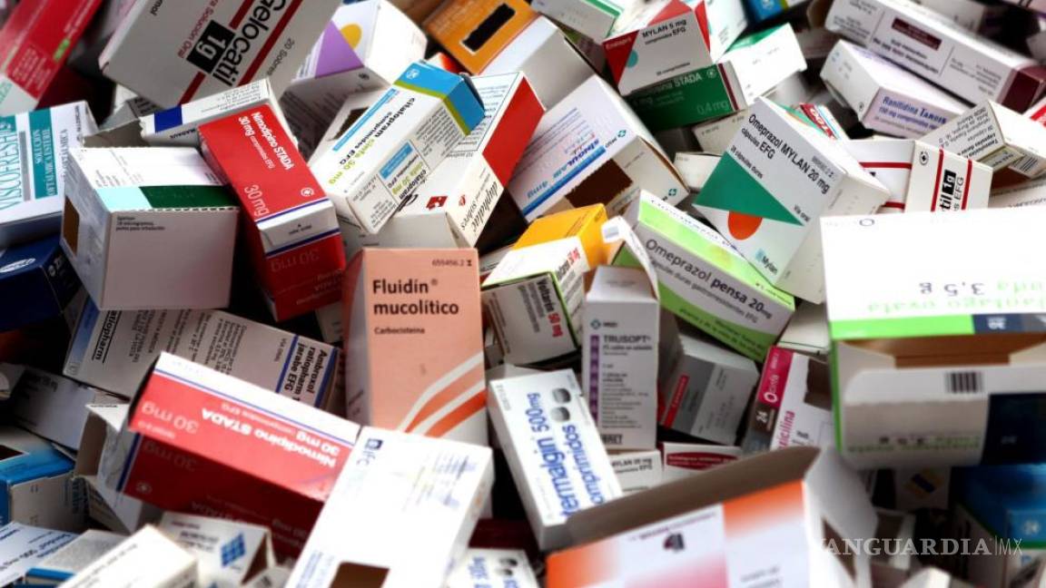 En Tabasco y Veracruz dejan caducar miles de medicinas