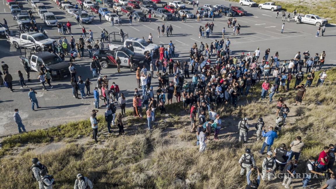 ‘Es culpa de jóvenes la falta de vacunas en Coahuila’; no hay fecha para reanudar jornada