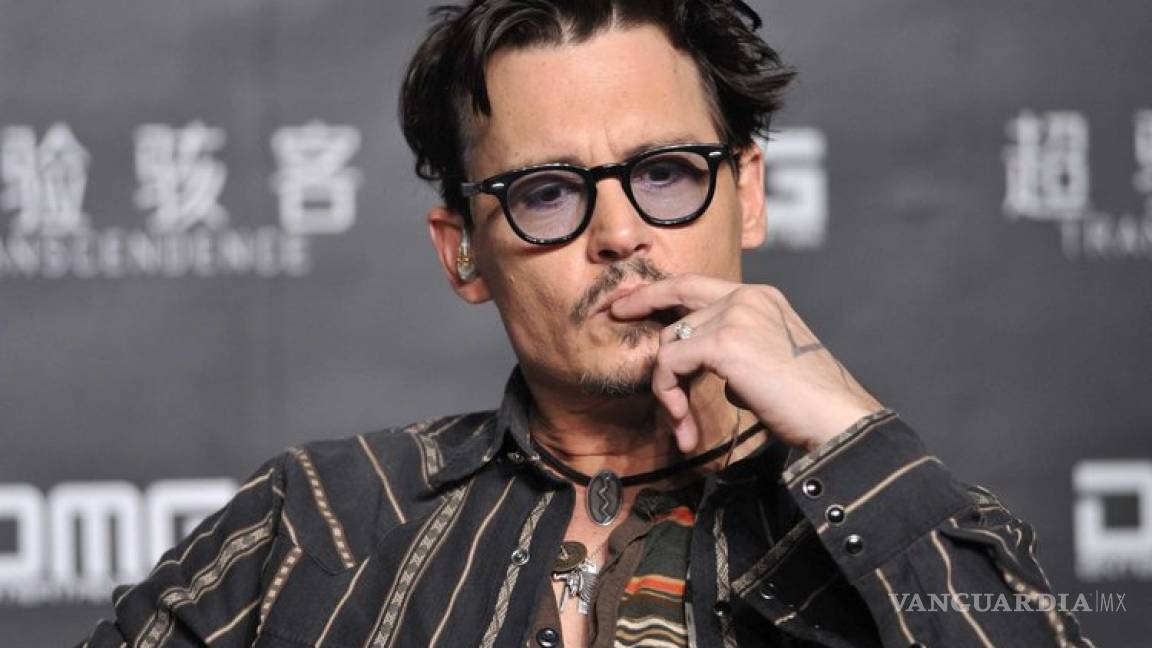 Denuncian a Johnny Depp por agresión