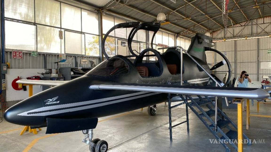 El primer avión militar diseñado por mexicanos nace en Oaxaca