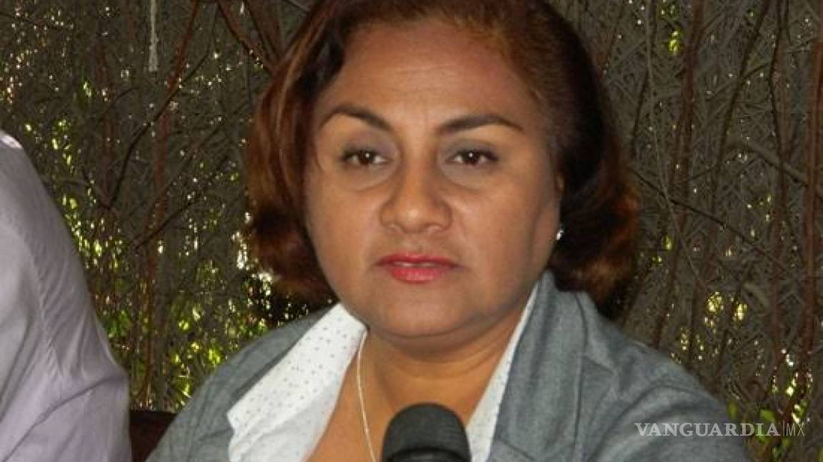 Sale ilesa de atentado alcaldesa de Manzanillo