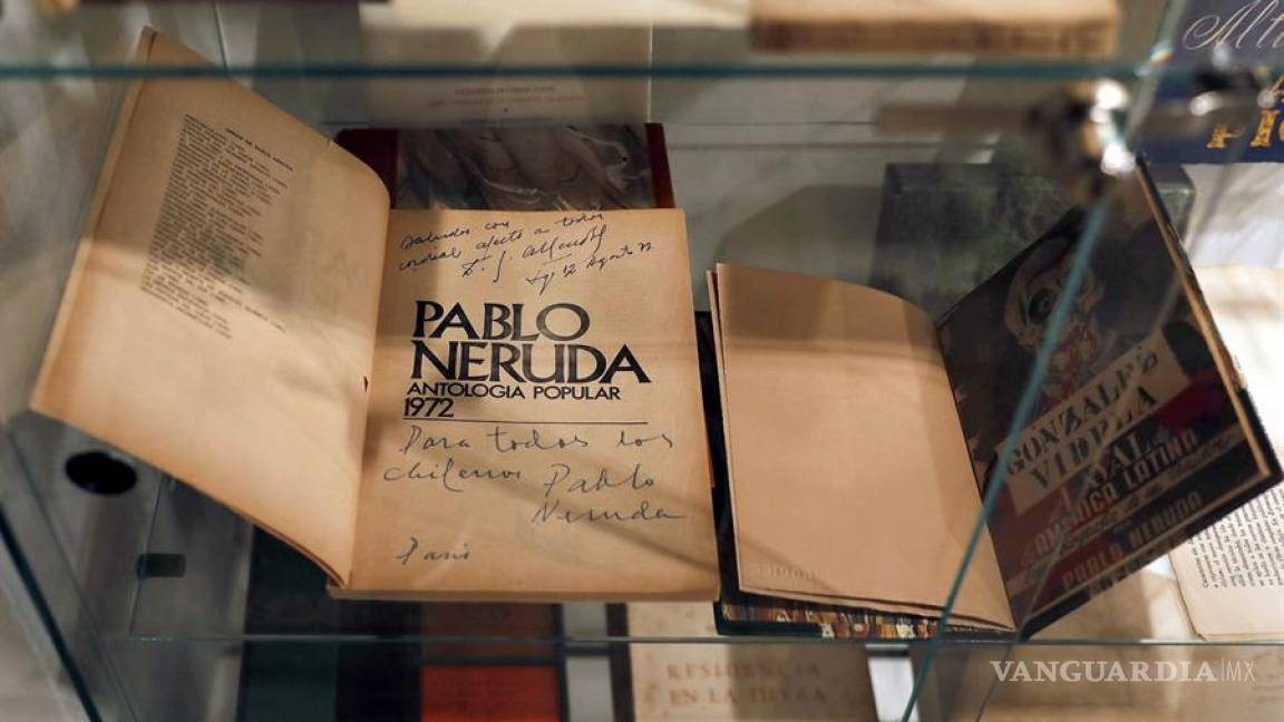 Mayor colección privada de Neruda está a la venta en Barcelona