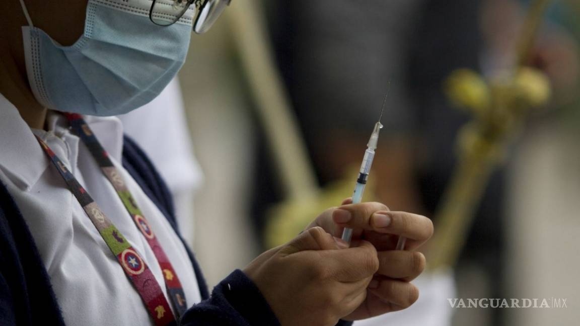 Aplicaron vacunas falsas contra COVID en Nuevo León