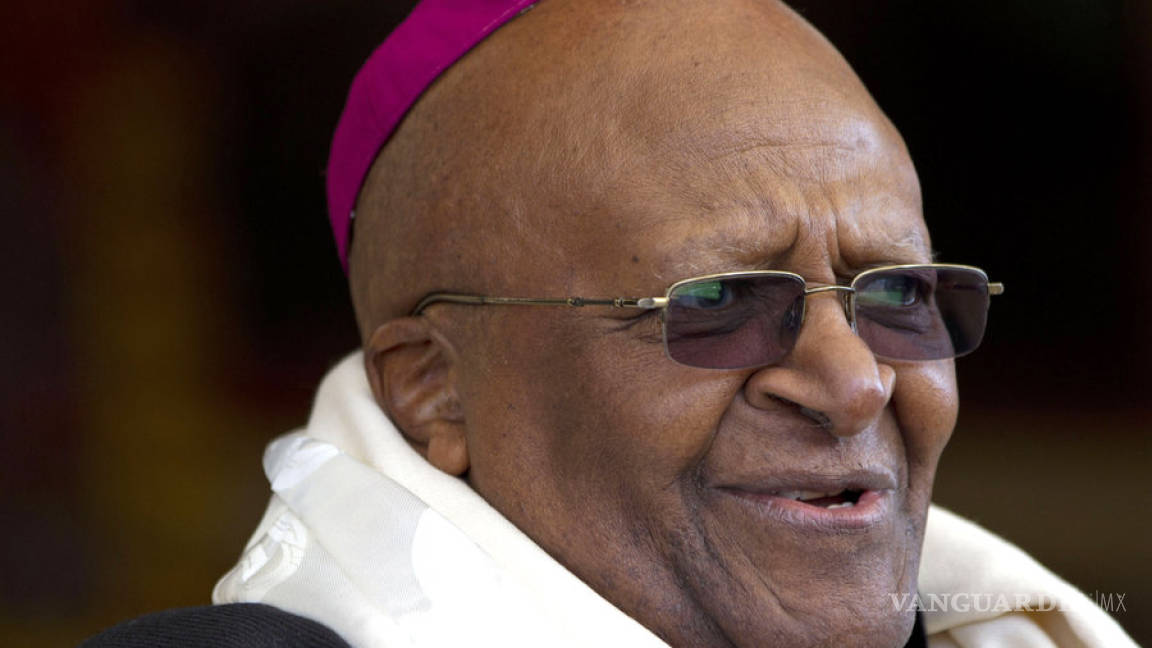 Desmond Tutu cortó hoy lazos con Oxfam por escándalos sexuales