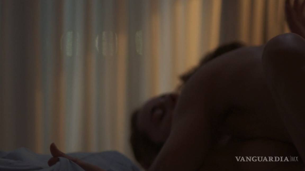 $!Impactan escenas llenas de erotismo y desnudez en ‘Luis Miguel La Serie’