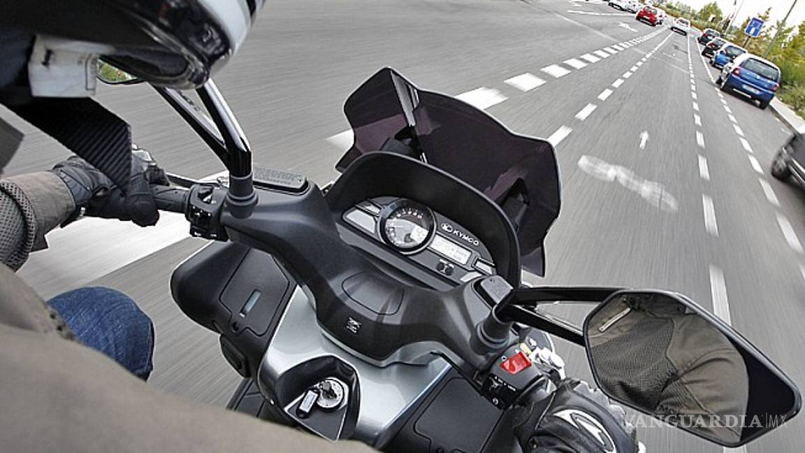 $!Conducir en moto por la ciudad, las claves para sobrevivir sobre dos ruedas