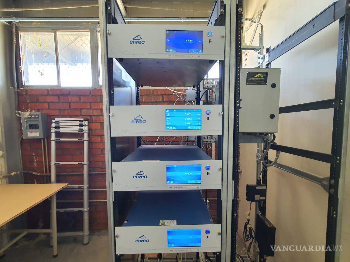 $!La imagen se trata del equipo de monitoreo ambiental de la SEMA que se encuentra en las instalaciones del Conalep en Torreón.
