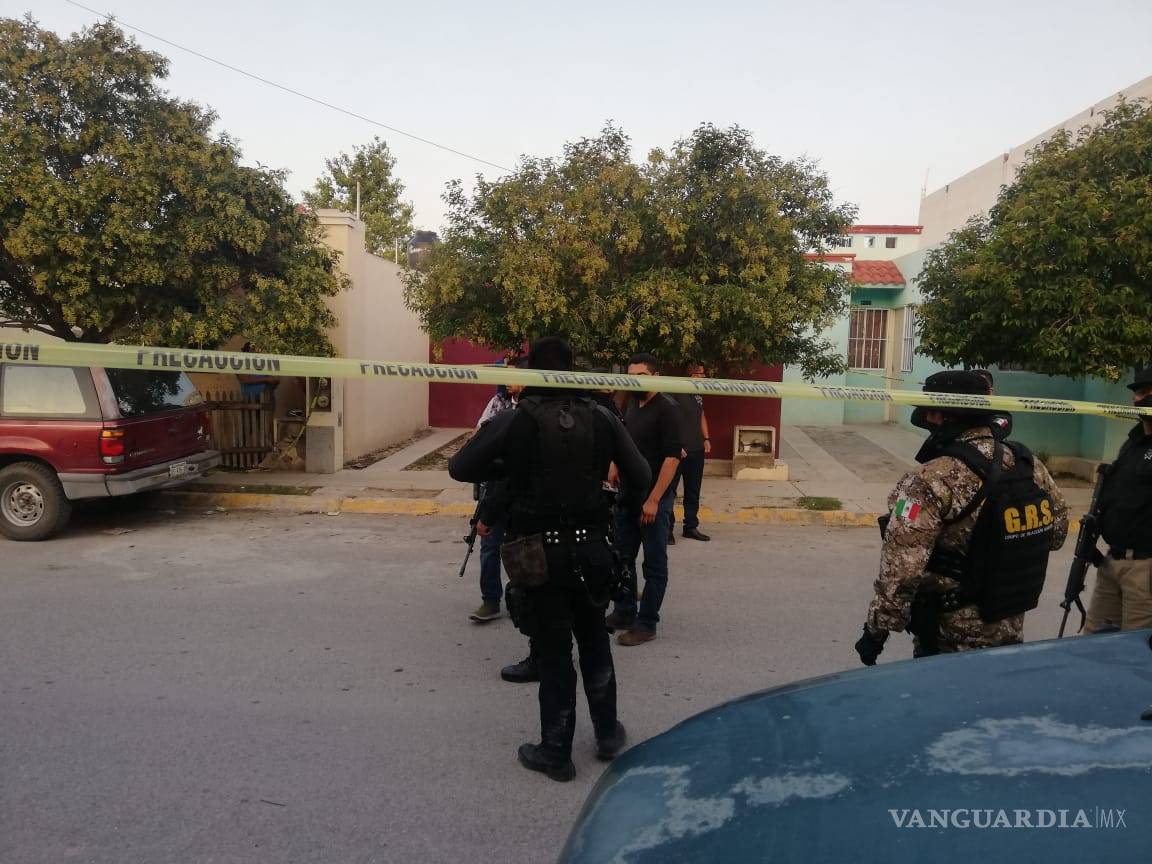 $!Matan a hombre de tres balazos en el corazón en colonia de Saltillo; detienen a involucrado