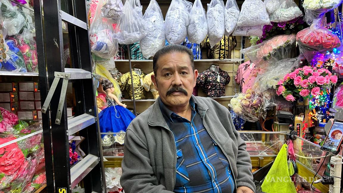 $!Comerciante de artículos de temporada.