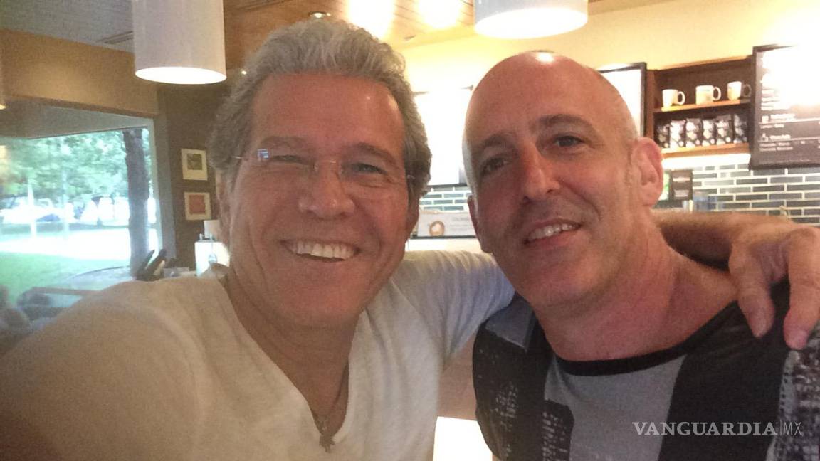 $!Testimonio de contacto. Ron Zelig con Plácido Garza, en Port o Prince, Haití.