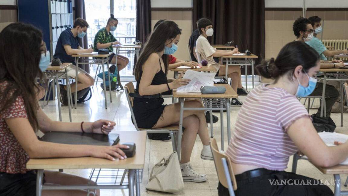 Casi medio millón de jóvenes desertan de bachillerato cada año