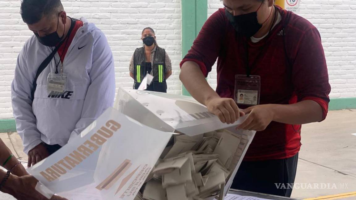 Imperan reelecciones en Coahuila en nombramiento de diputados