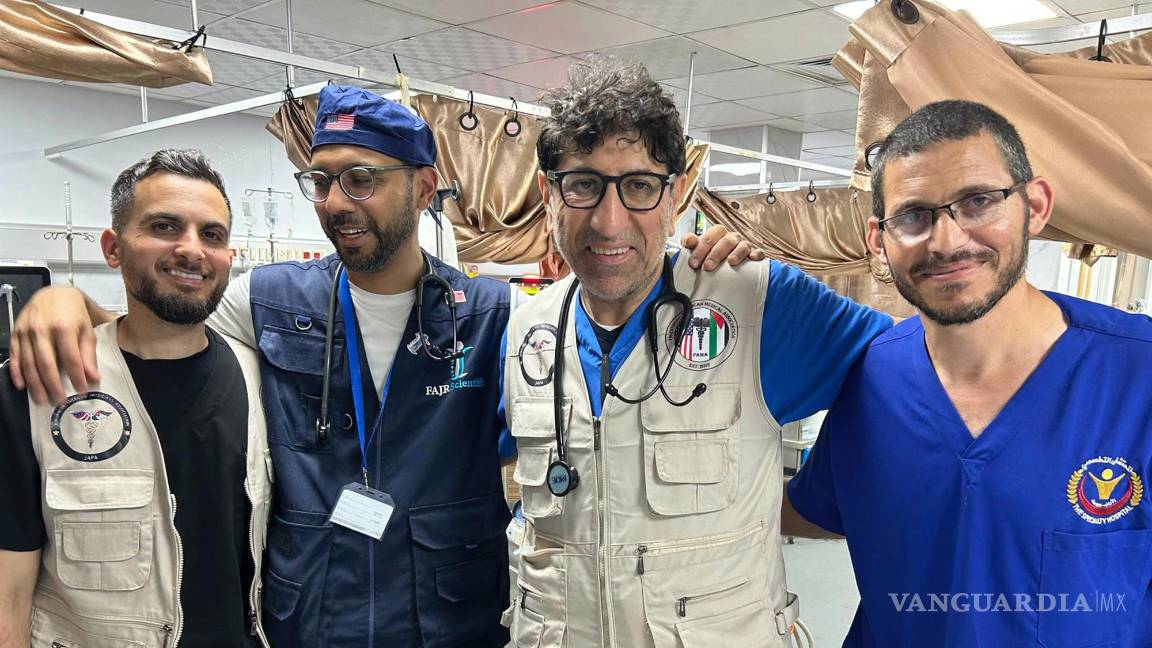 $!El doctor Ammar Ghanem voluntario de la Sociedad Médica Sirio-Estadounidense en uno de los últimos hospitales en funcionamiento de Gaza.