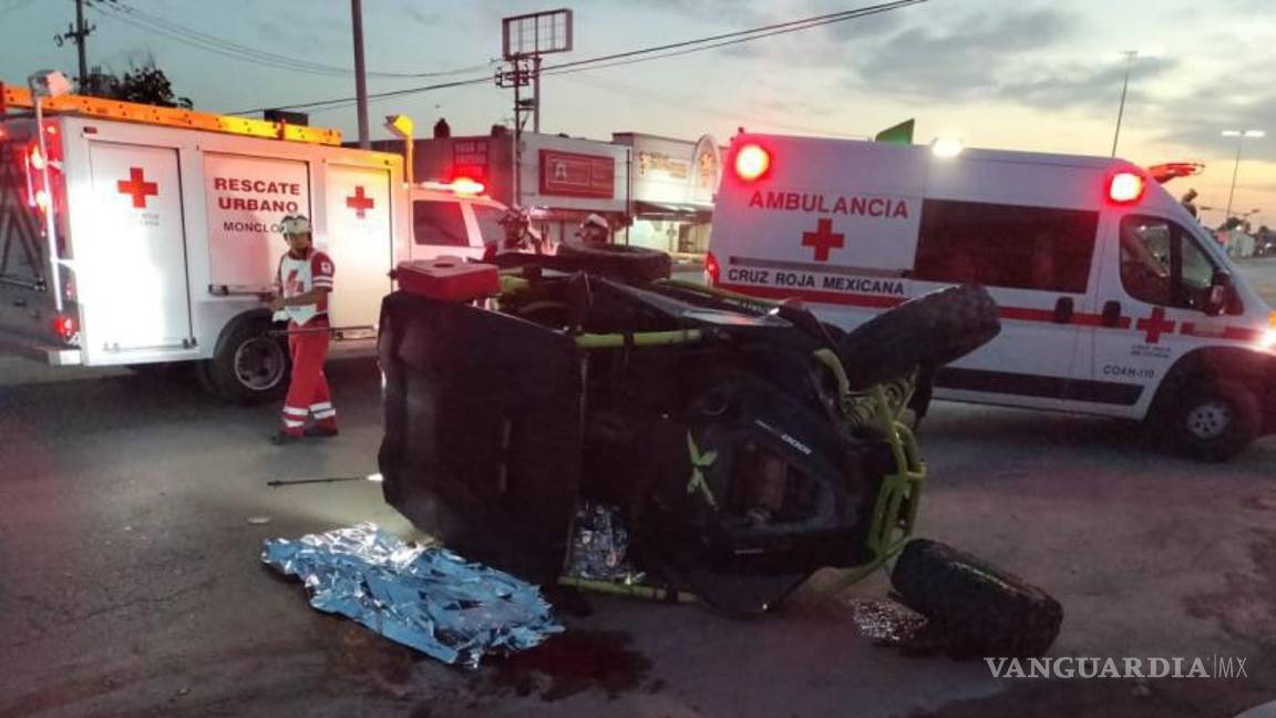 $!El vehículo compacto era parte de una caravana, presuntamente es propiedad del oficial implicado.