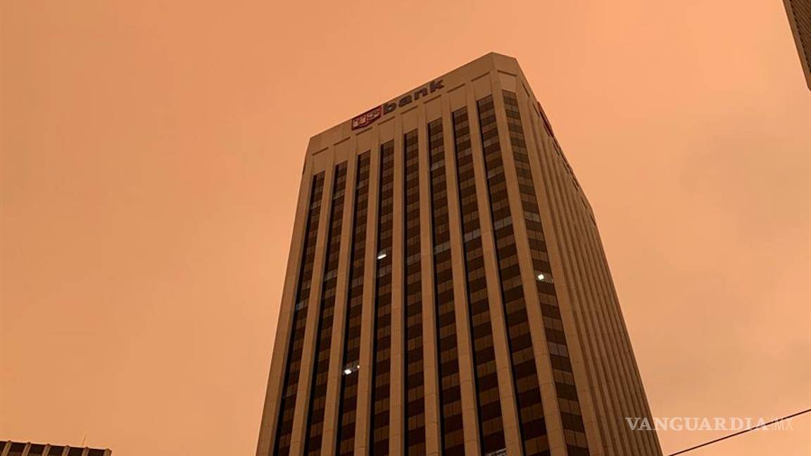 $!Incendios forestales pintan de un color naranja apocalíptico el cielo de San Francisco