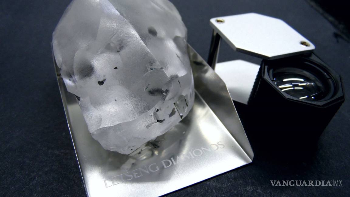 Encuentran en Lesoto el quinto mayor diamante del mundo