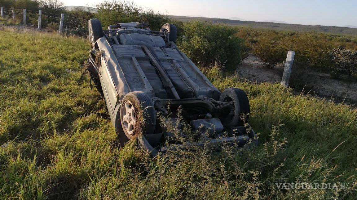 Cuatro lesionados tras choque y volcadura en la autopista Torreón-Saltillo