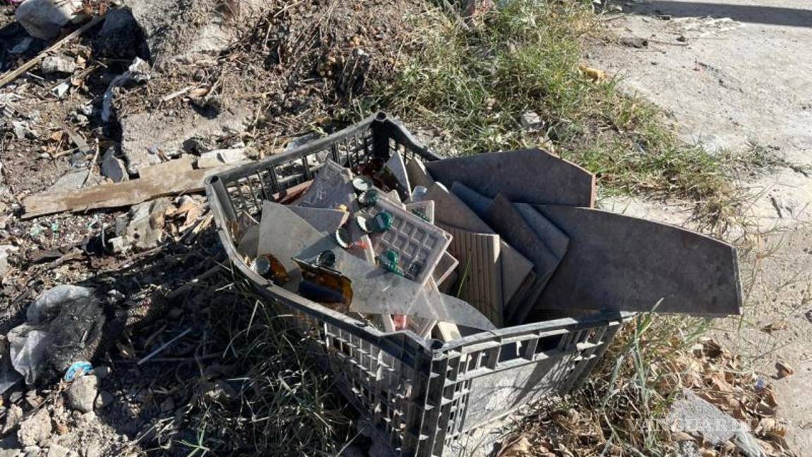 $!A dos cuadras del primer punto denunciado, entre las calles Venustiano Carranza y Guillermo Prieto, también se registra acumulación de basura desde hace varios meses.