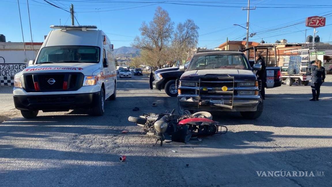Embisten a motociclista al sur de Saltillo; ‘no respetó el alto’