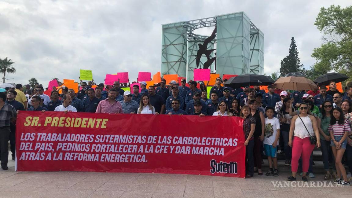 $!Los clamores a AMLO en Piedras Negras: Búsqueda de desaparecidos, revés a Reforma Energética e irregularidades en el ISSSTE