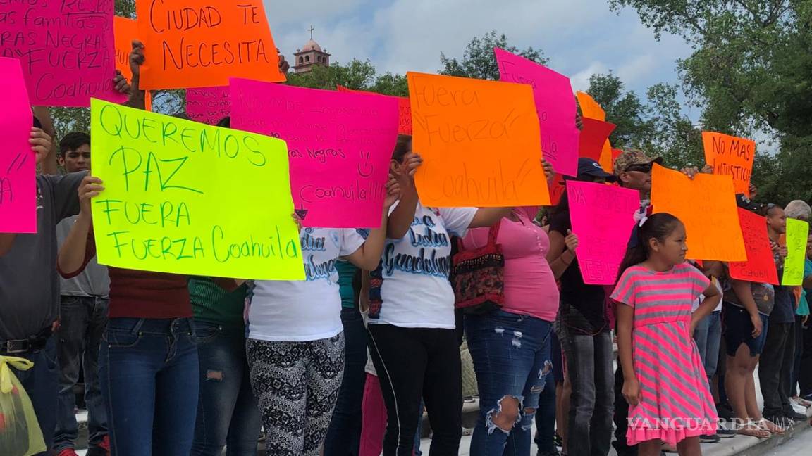 $!Los clamores a AMLO en Piedras Negras: Búsqueda de desaparecidos, revés a Reforma Energética e irregularidades en el ISSSTE