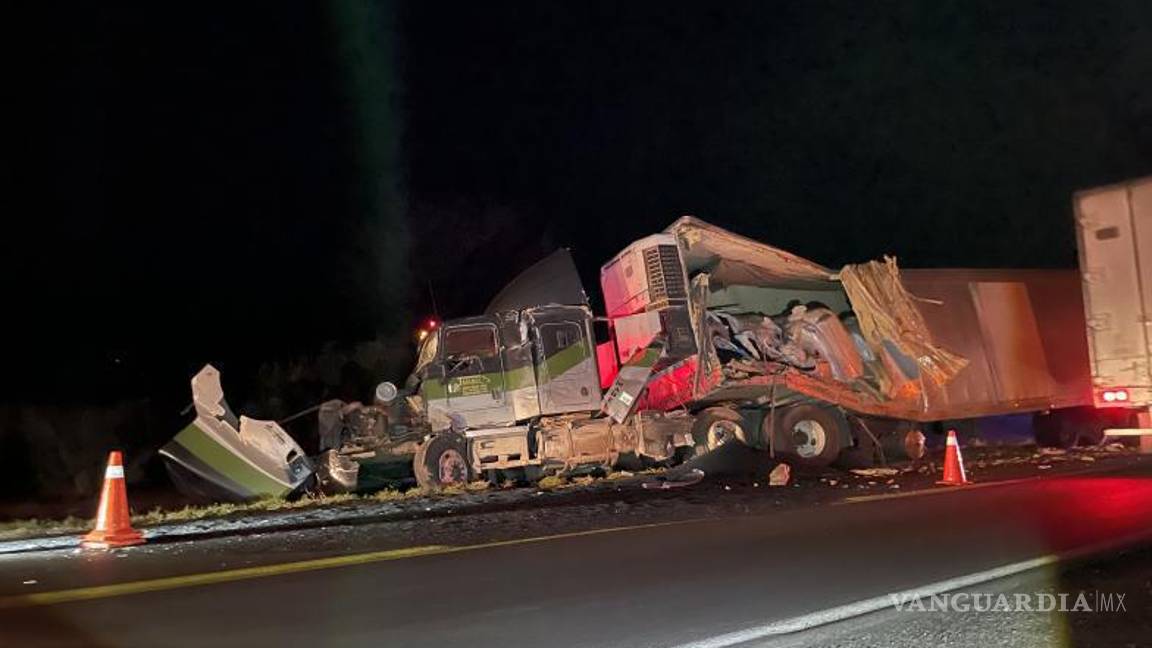 $!Los vehículos fueron remolcados y llevados a un corralón municipal donde quedaron a disposición del ministerio público.