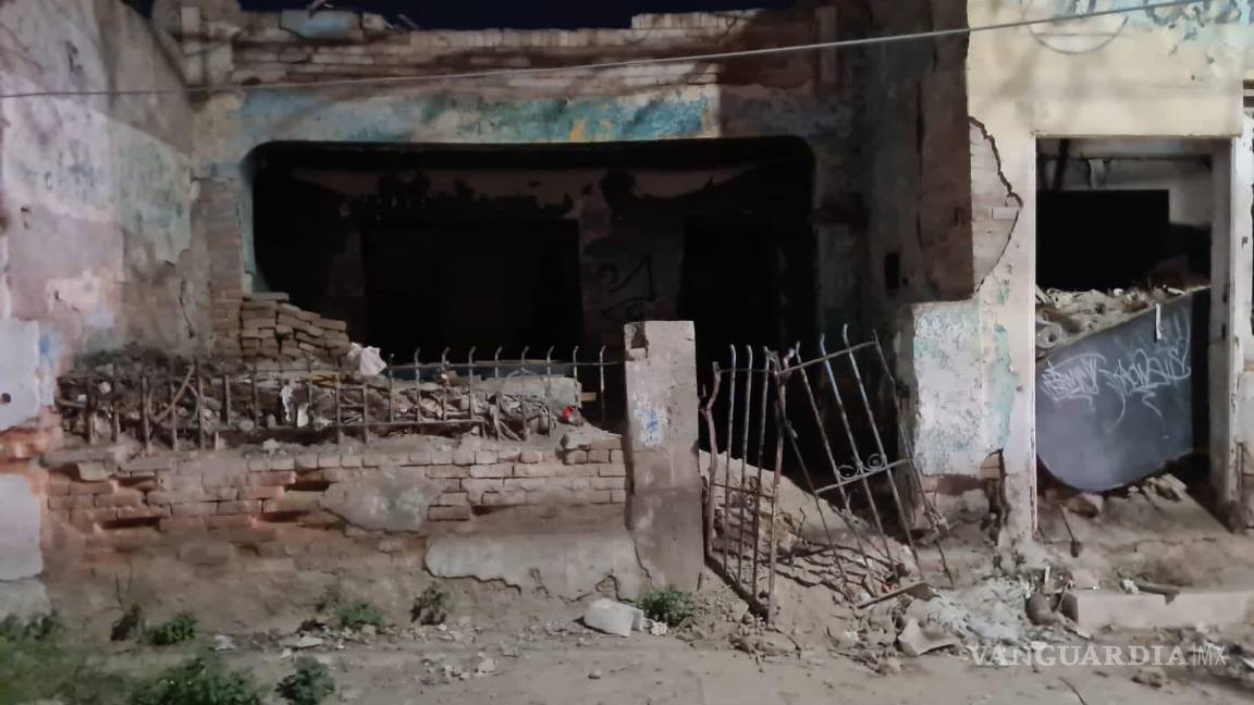 $!Hogar. Esta es la casa de su hermano “El Chino”, por la avenida Allende entre Blanco y Falcón, a donde llegaba a dormir Carmen Salinas en el centro de la ciudad lagunera.