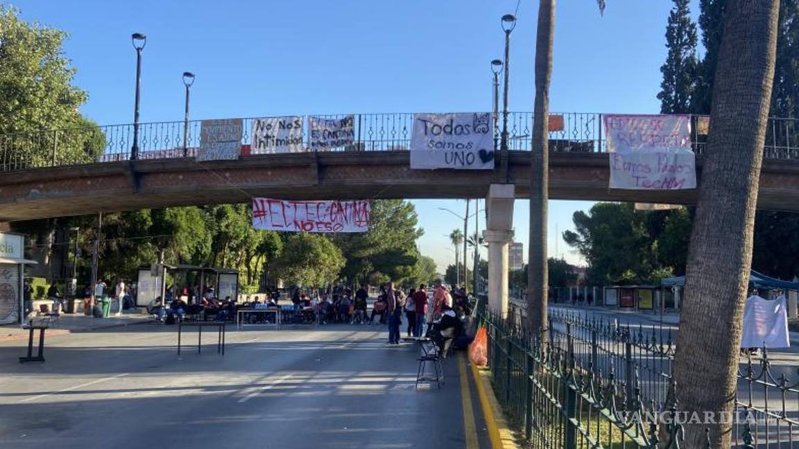 $!Esta mañana VANGUARDIA charló con algunos de los alumnos que estuvieron presentes durante toda la madrugada en el plantón.