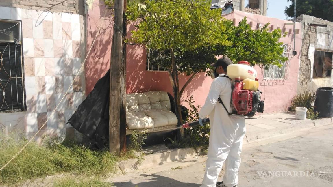 Salud Municipal de Torreón realiza labores de sanitización en colonias y dependencias