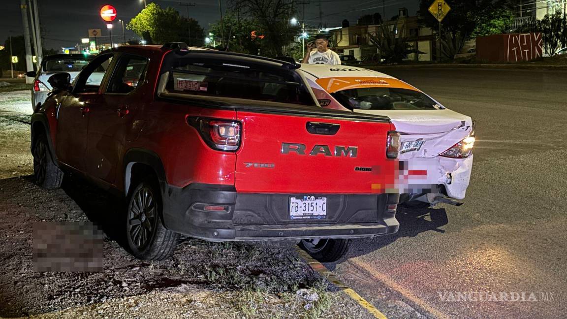 $!El responsable, que presentaba aliento alcohólico, intentó huir tras el choque.