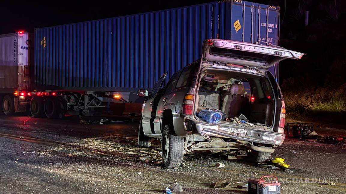 $!Autoridades de la Fiscalía realizaron las diligencias para el levantamiento del cuerpo.