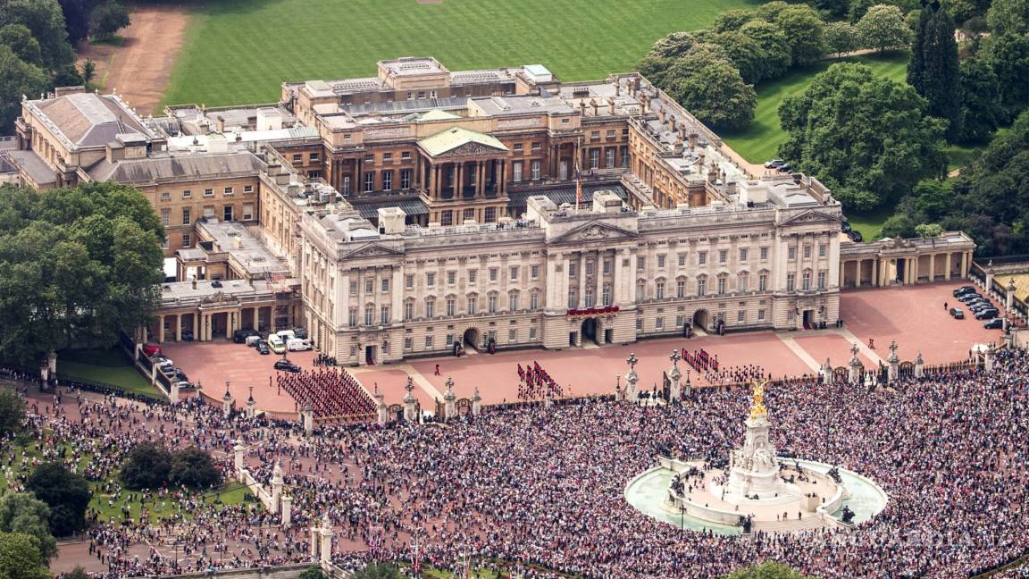 La reina Isabel II expondrá los tesoros su colección de arte en el palacio de Buckingham