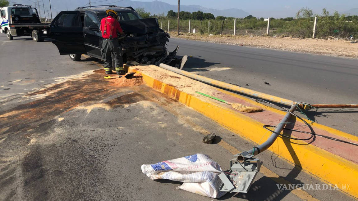 Destroza camioneta y la deja abandonada en calles de Ramos Arizpe
