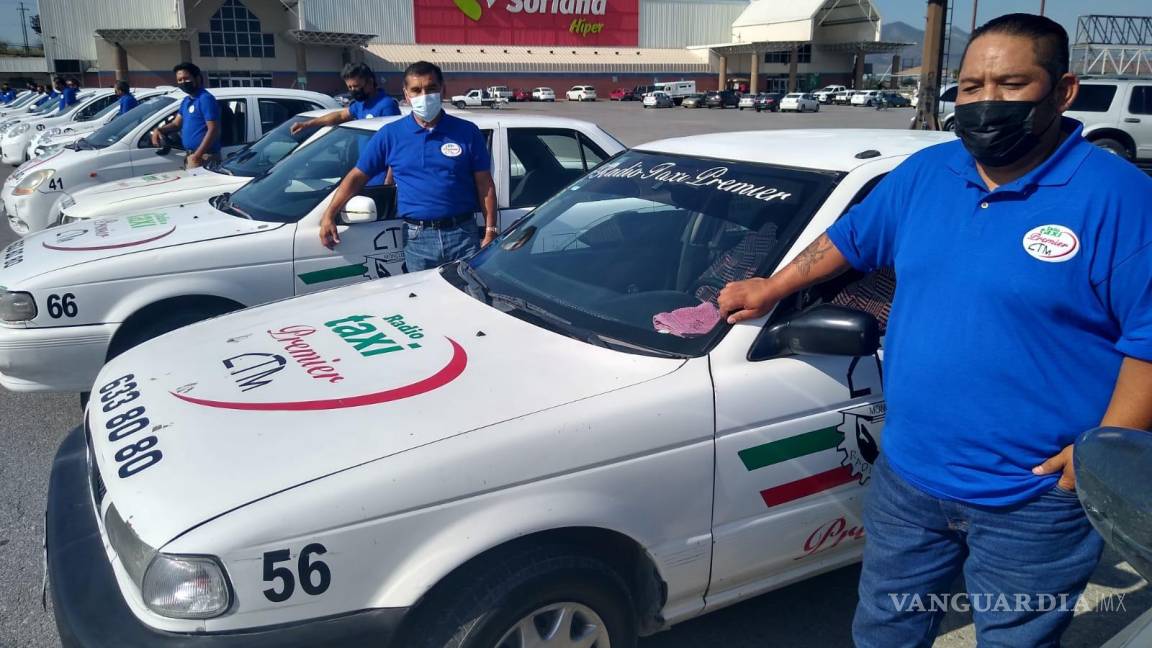 En Monclova piden a taxistas no dar servicio a migrantes