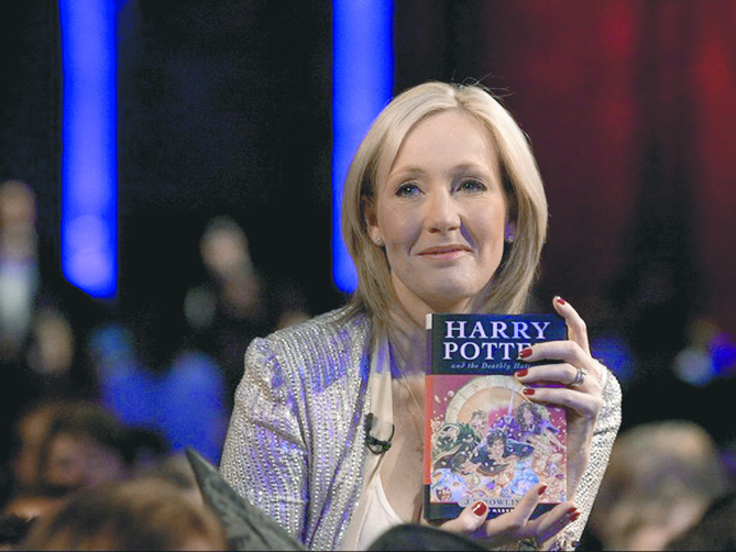 $!Famosos que brincaron del aula al escenario: conoce a las celebridades que fueron maestros