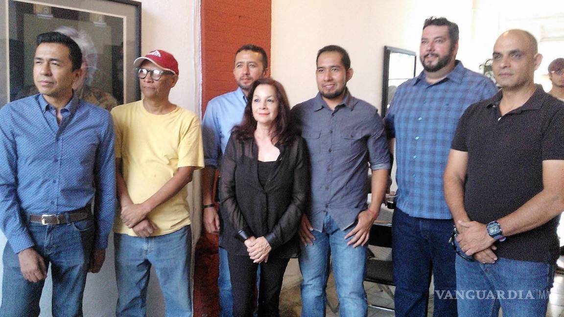 $!Exposición en Kim Café: Autorretratos sin juicios