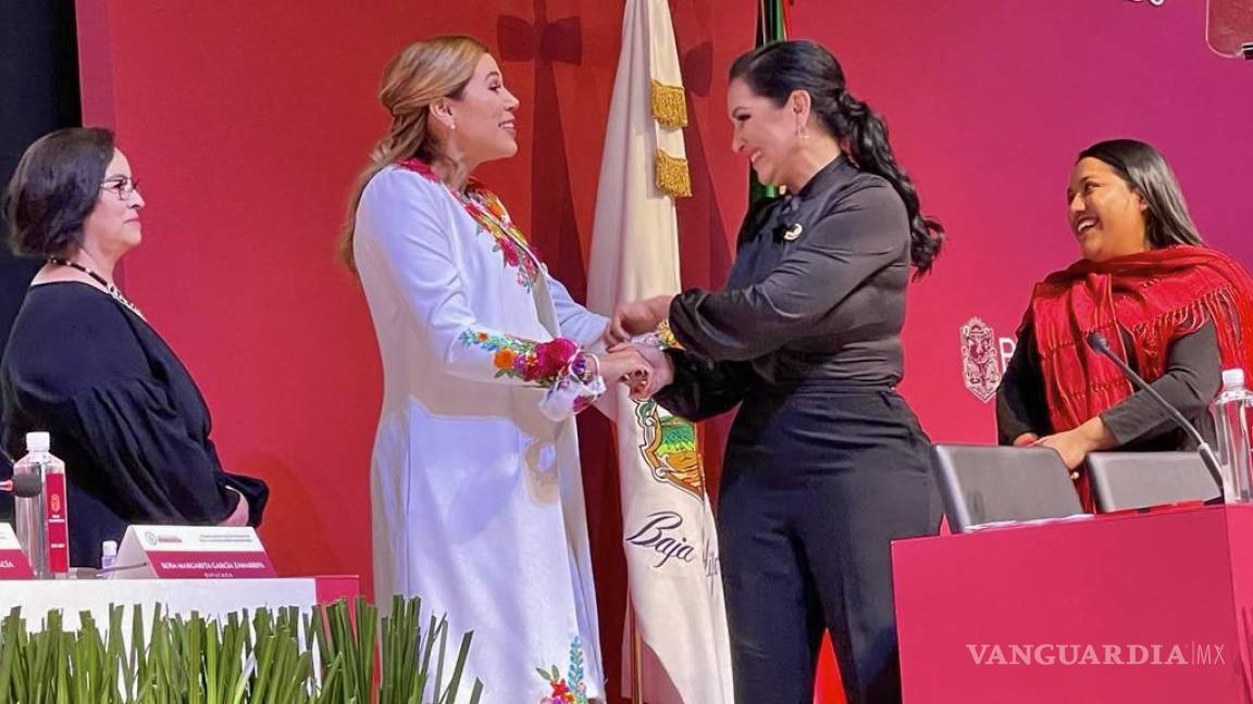 Marina del Pilar Ávila asume como la primera gobernadora de BC