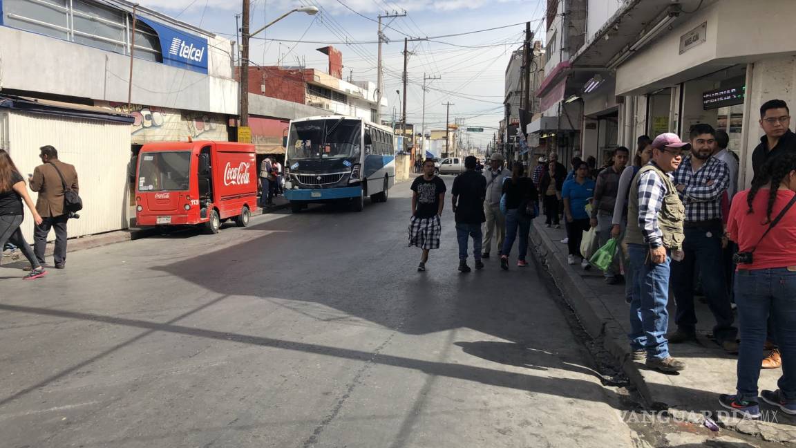 Cierran calles de Saltillo por reconstrucción de hechos sobre atropellamiento de joven