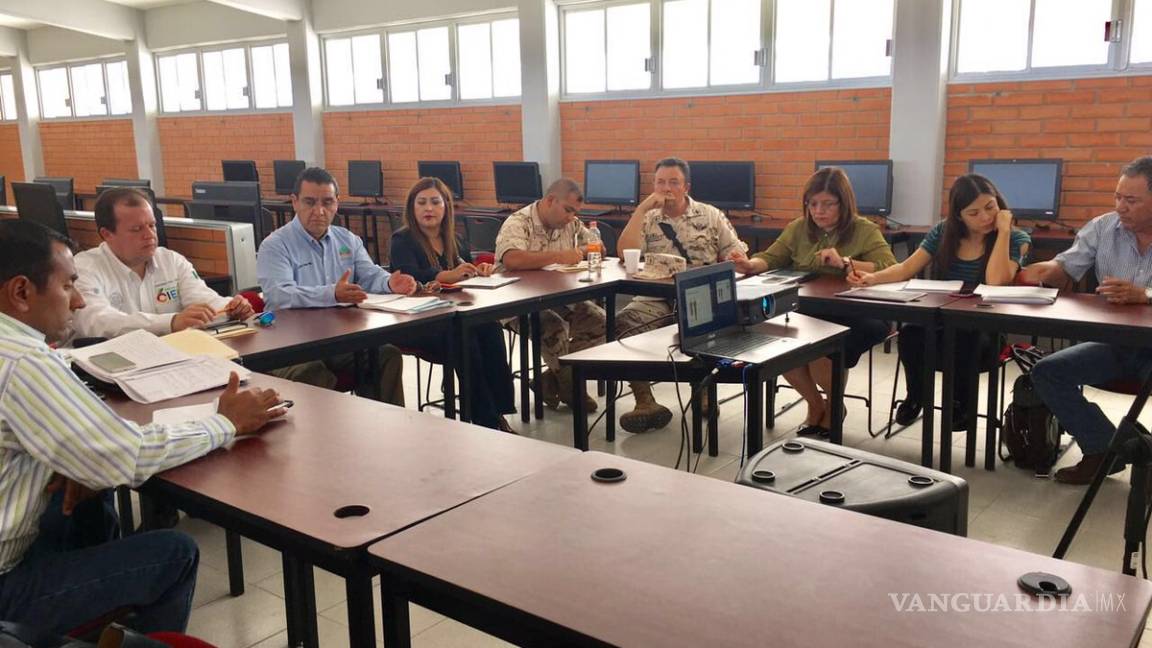 Reparte plazas a maestros el CECyTEC en Coahuila