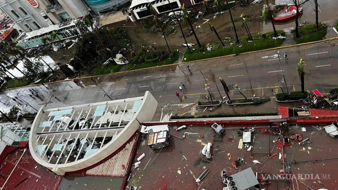Imágenes de las inundaciones y destrozos provocados por el poderoso huracán Otis en Acapulco