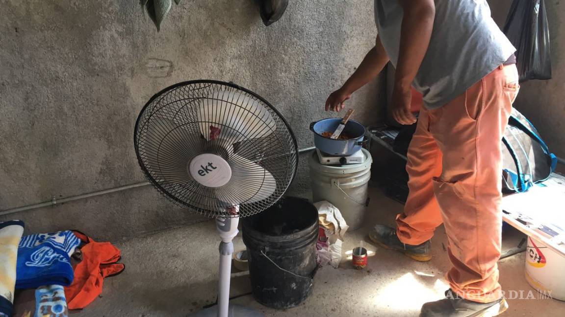 $!'Nos tienen como reos', trabajadores de la obra CEFERESO Coahuila