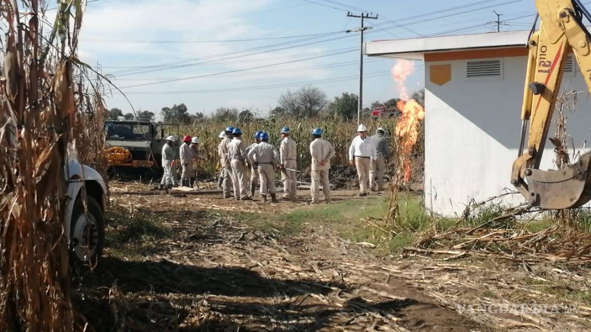 Reportan incendio por 'huachicol' de gas en Huejotzingo, Puebla